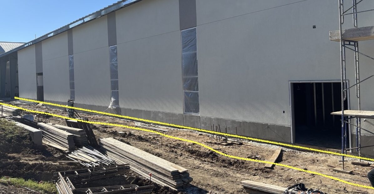 Episode 38: Fancy Schmancy Ceilings and Time Optimists ????