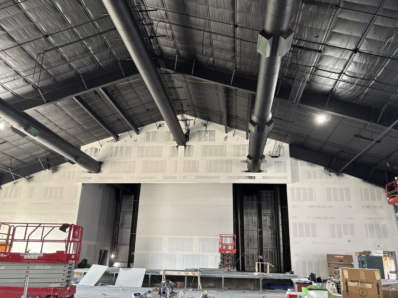 Episode 39: The Lobby Ceiling Got Painted