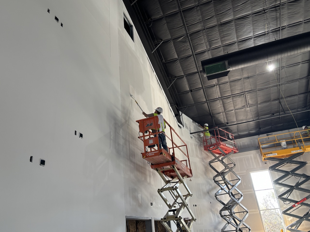 Episode 39: The Lobby Ceiling Got Painted