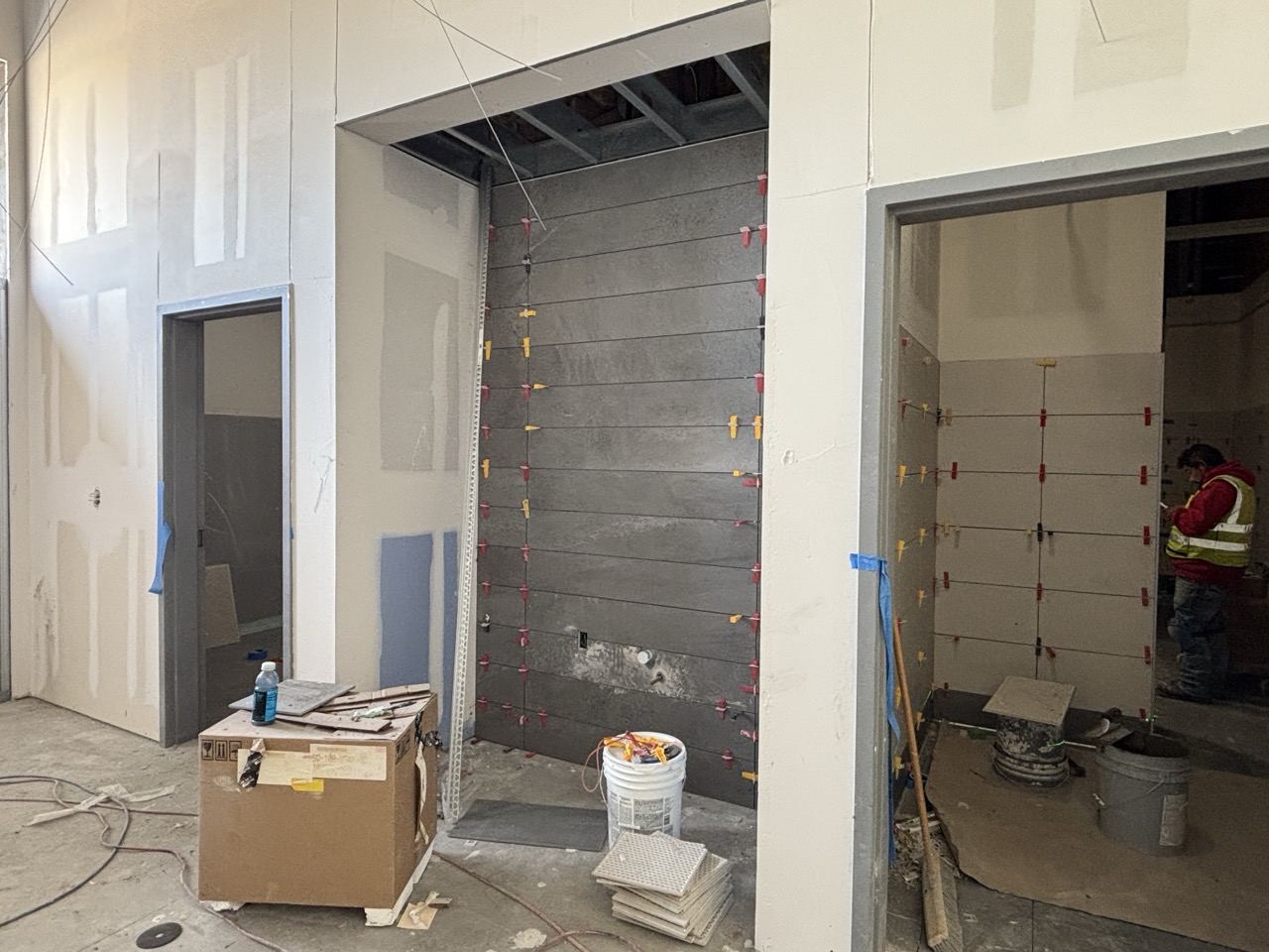 Episode 40: Glass, Pops of Color… and One Confusing Video Tour