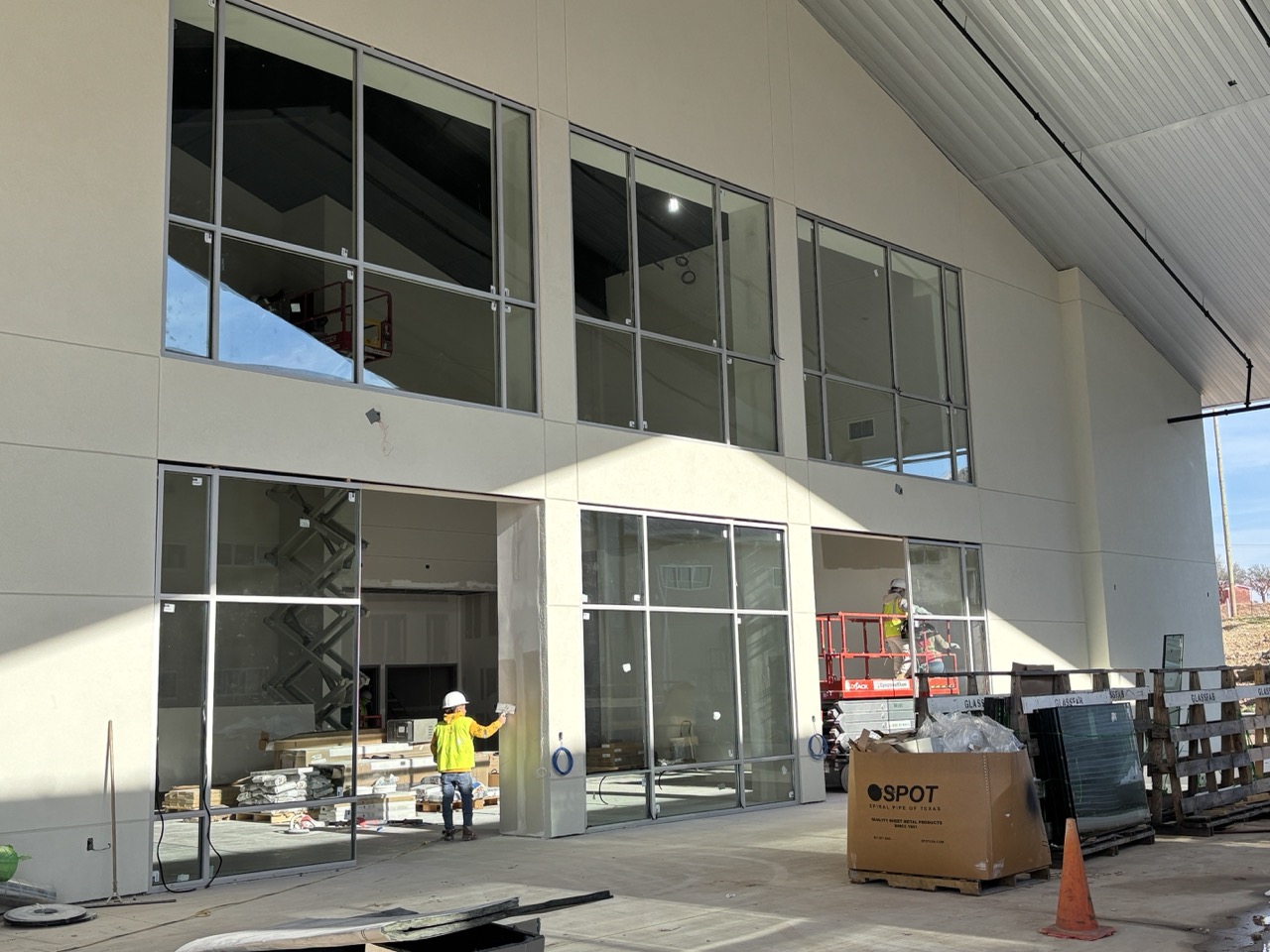 Episode 40: Glass, Pops of Color… and One Confusing Video Tour